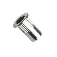  Válcové, redukovaná hlava, rýhované uzavřené