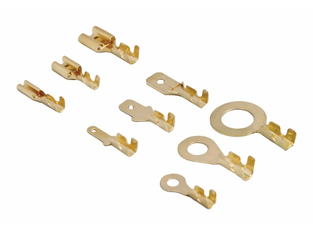 Konektory, oka, fastony