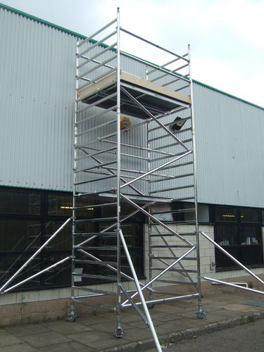 Lešení, žebříky